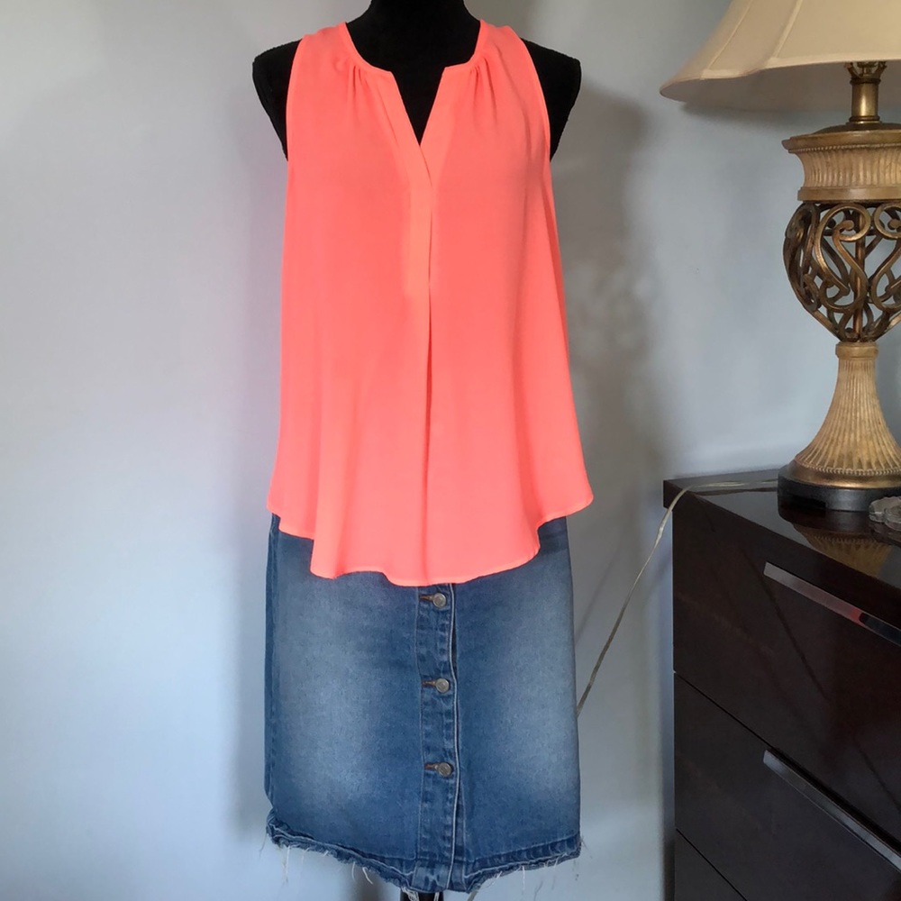 Lush sleeveless top